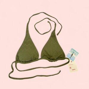 Curren Coolness - Elongated Triangle Bikini Top
(Small) (Green)